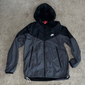 Nike Mens Medium Rain/Windbreaker Jacket